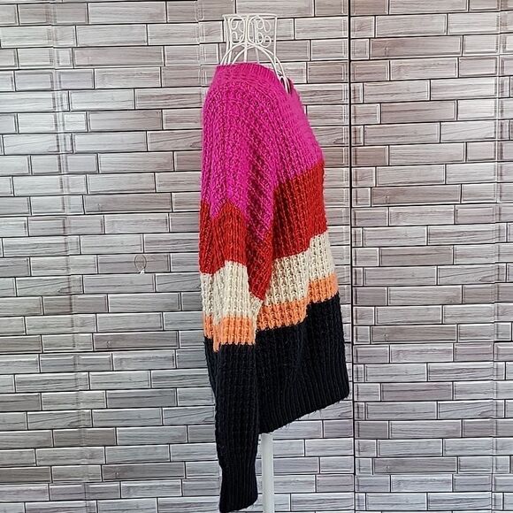 Universal Thread striped pullover crewneck sweater Size M - Picture 5 of 9